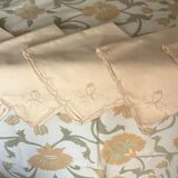 5 embroidered napkins (39 x 39 cm)