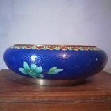 Chinese cup in partitioned email