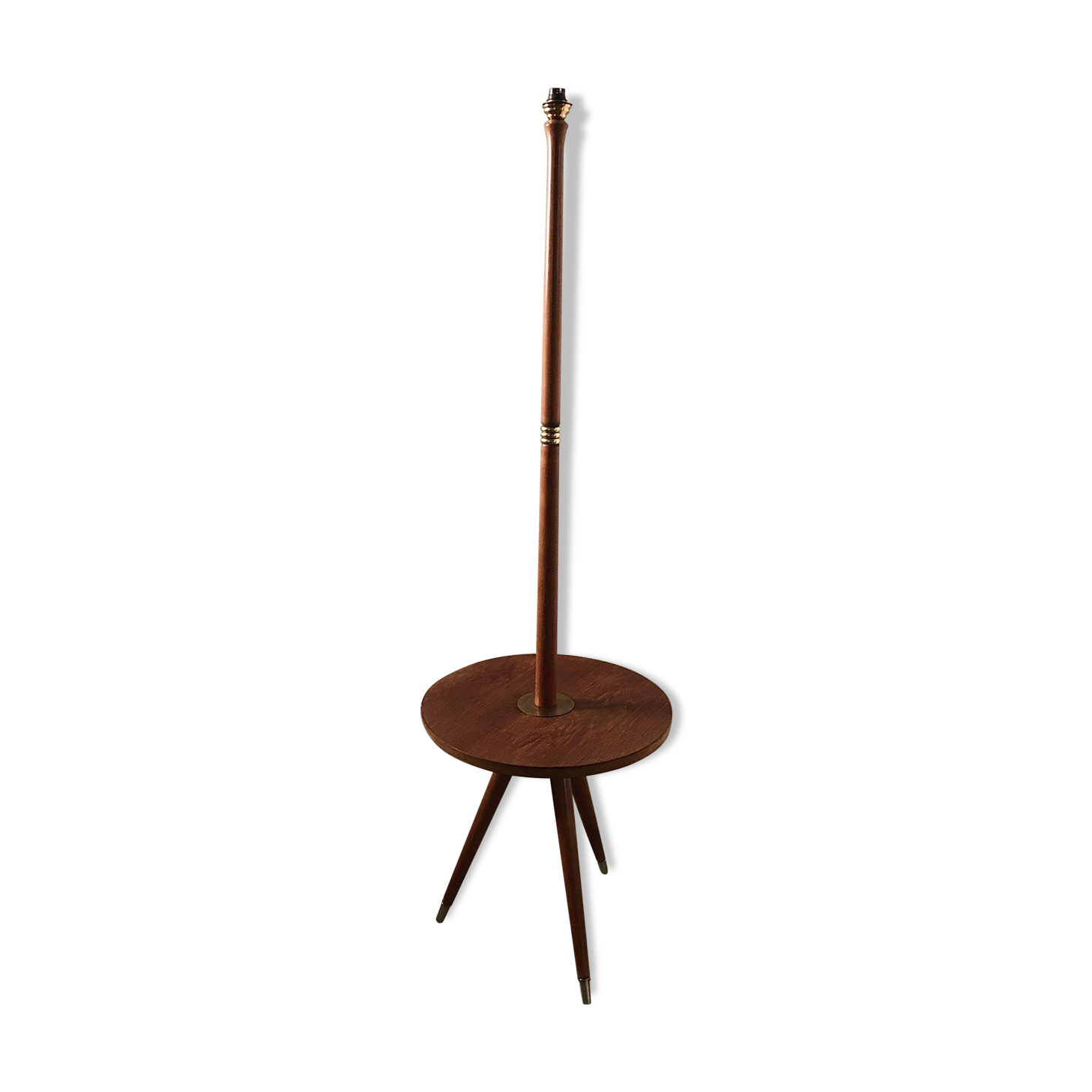 Tripod tablet lamppost