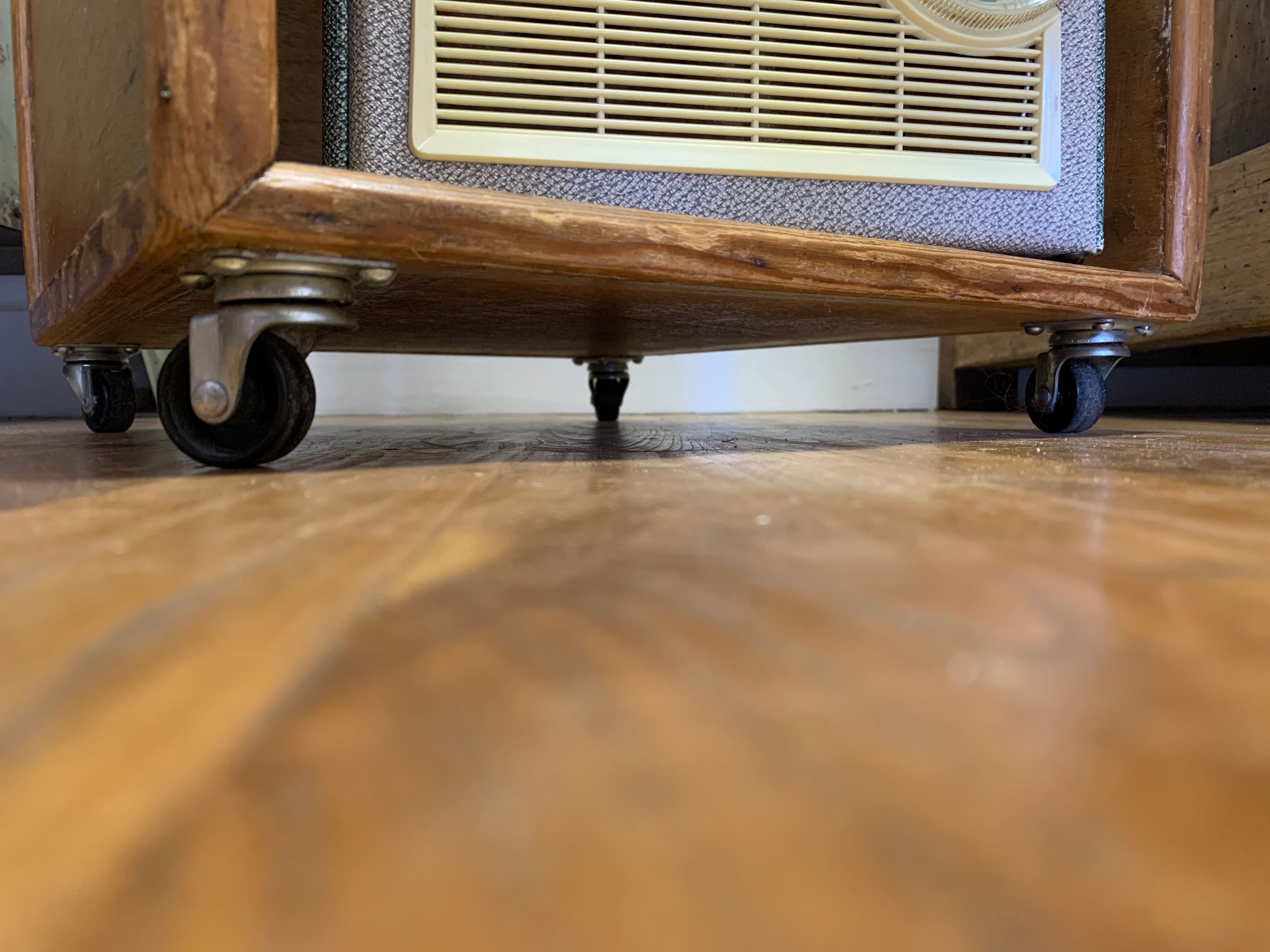 Meuble de rangement, casier sur roulettes