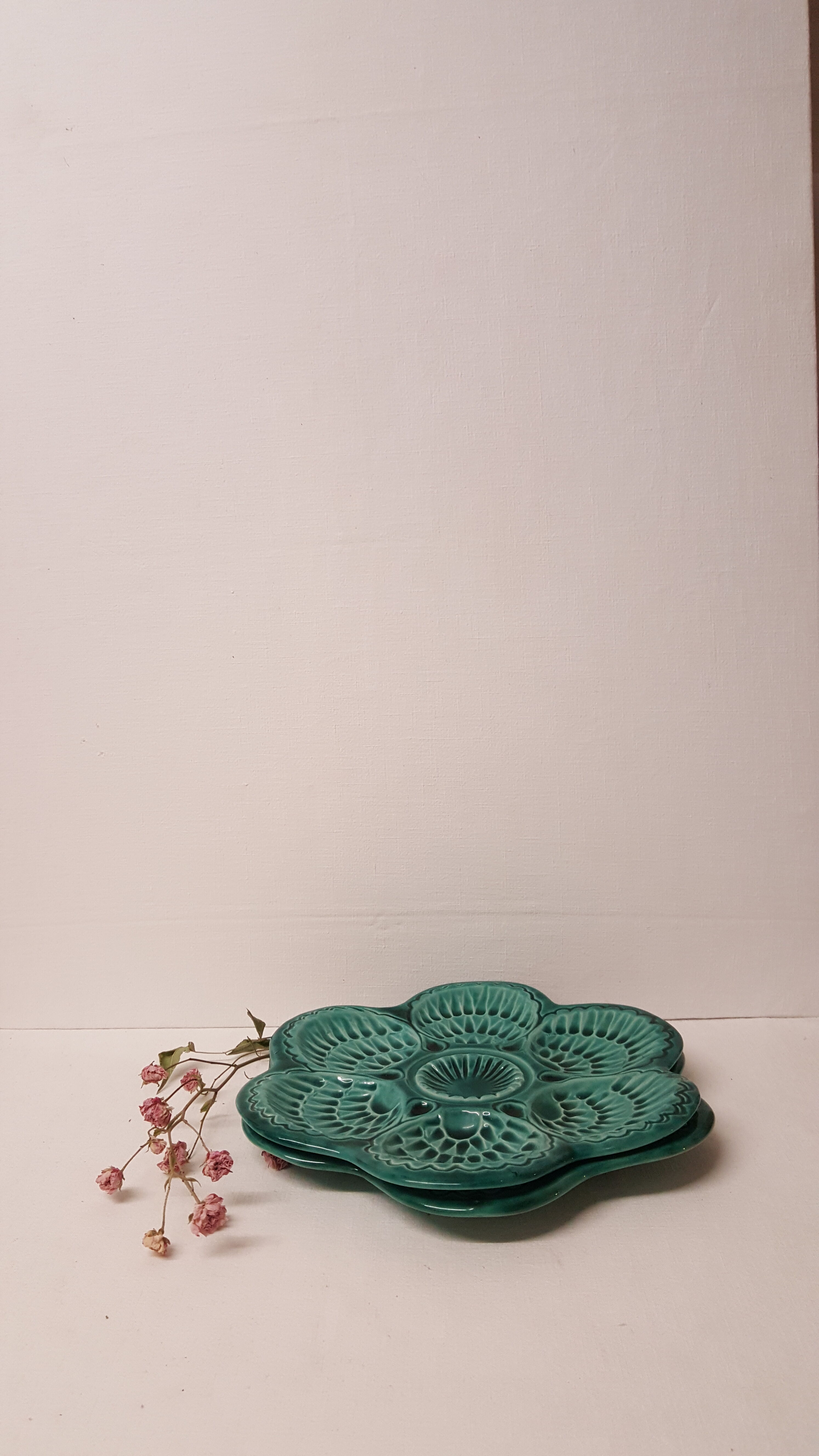 Duo of oyster plates Signed Marcel Guillot France