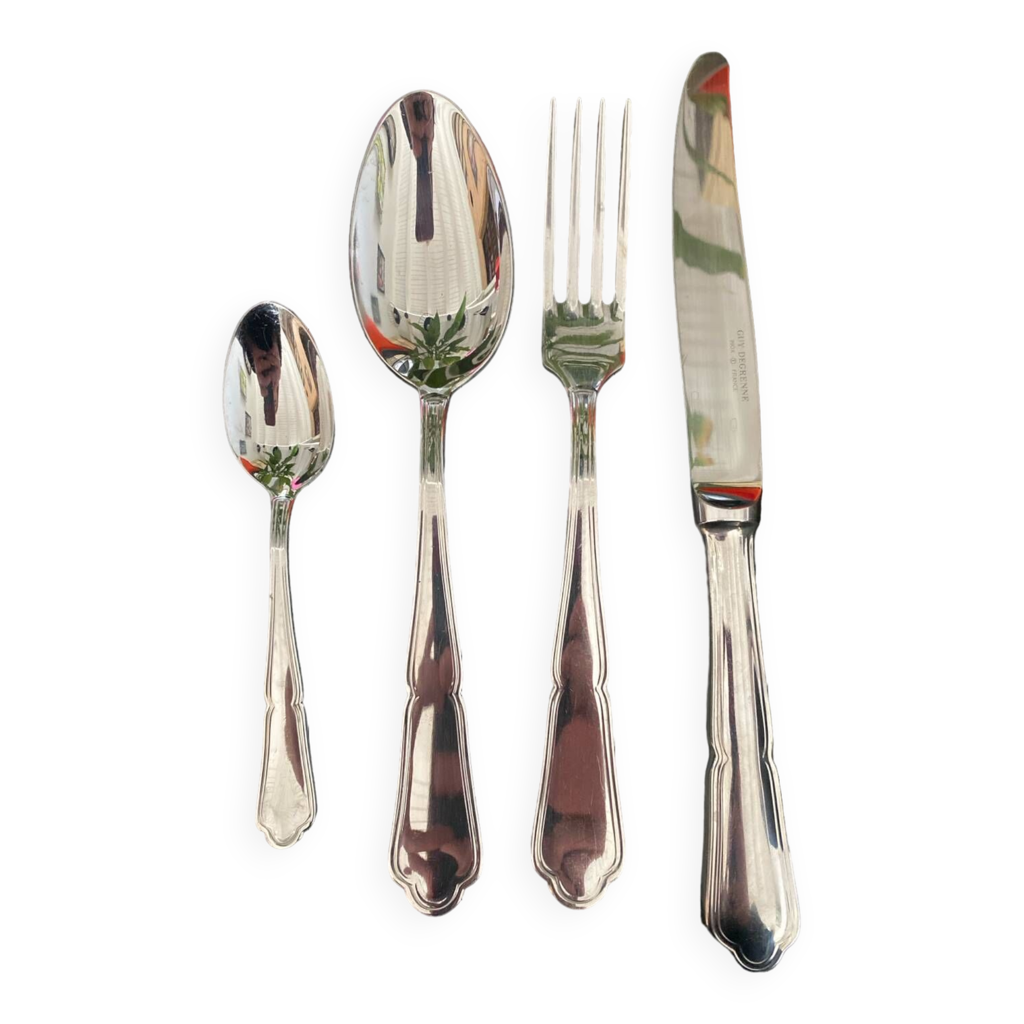 Guy Degrenne 49 pieces cutlery
