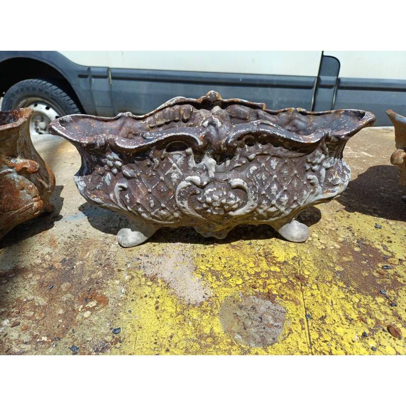 3 cast iron planters from 1900 from Charleville-Mézières, rockery style