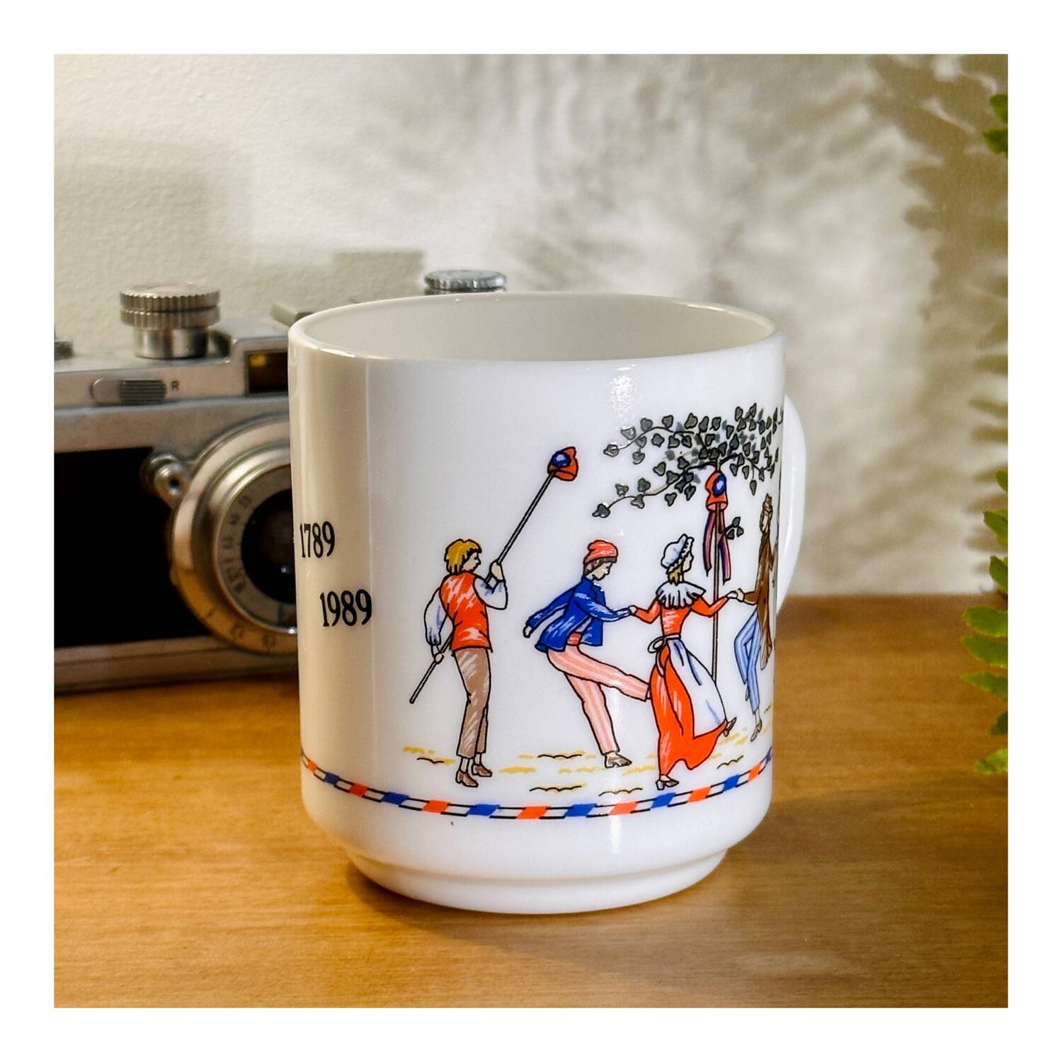 Arcopal french revolution mug