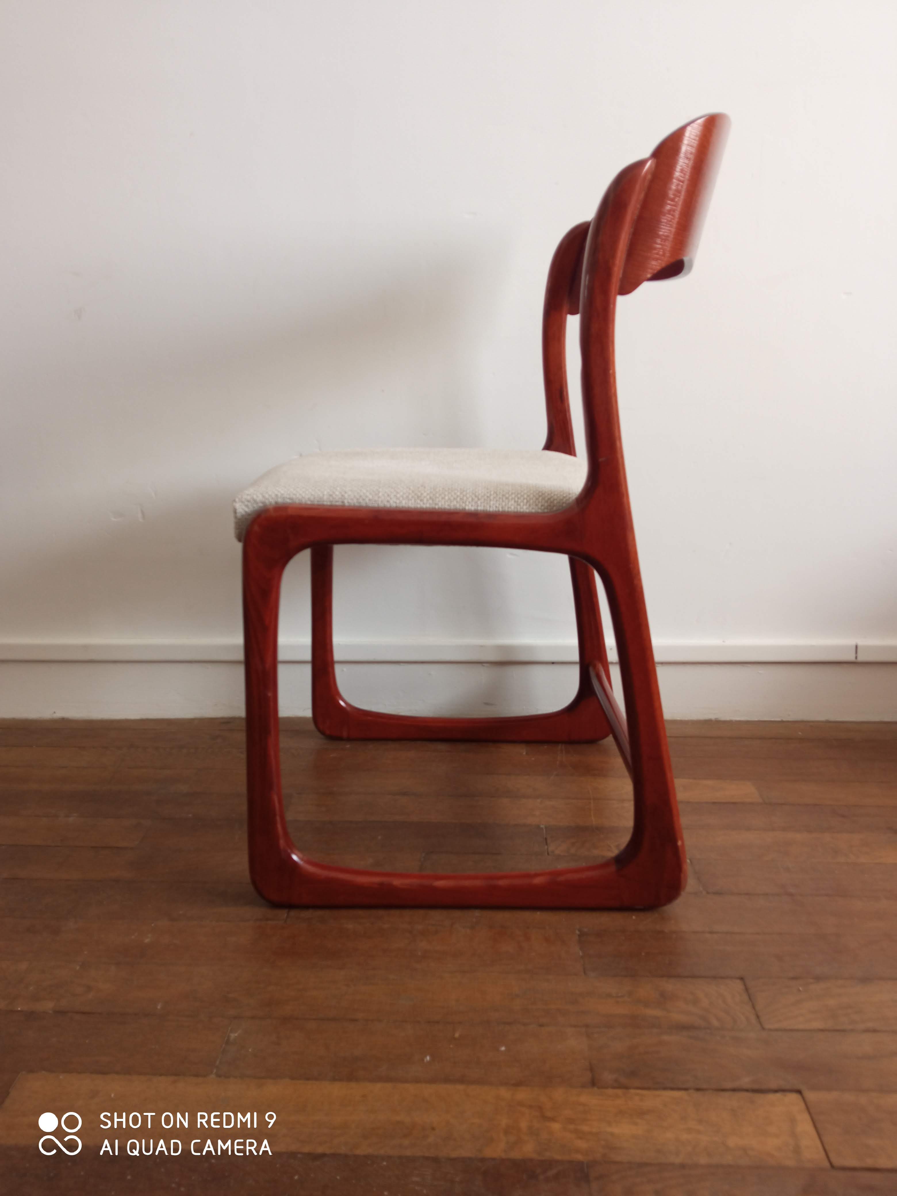 Baumann sled chair