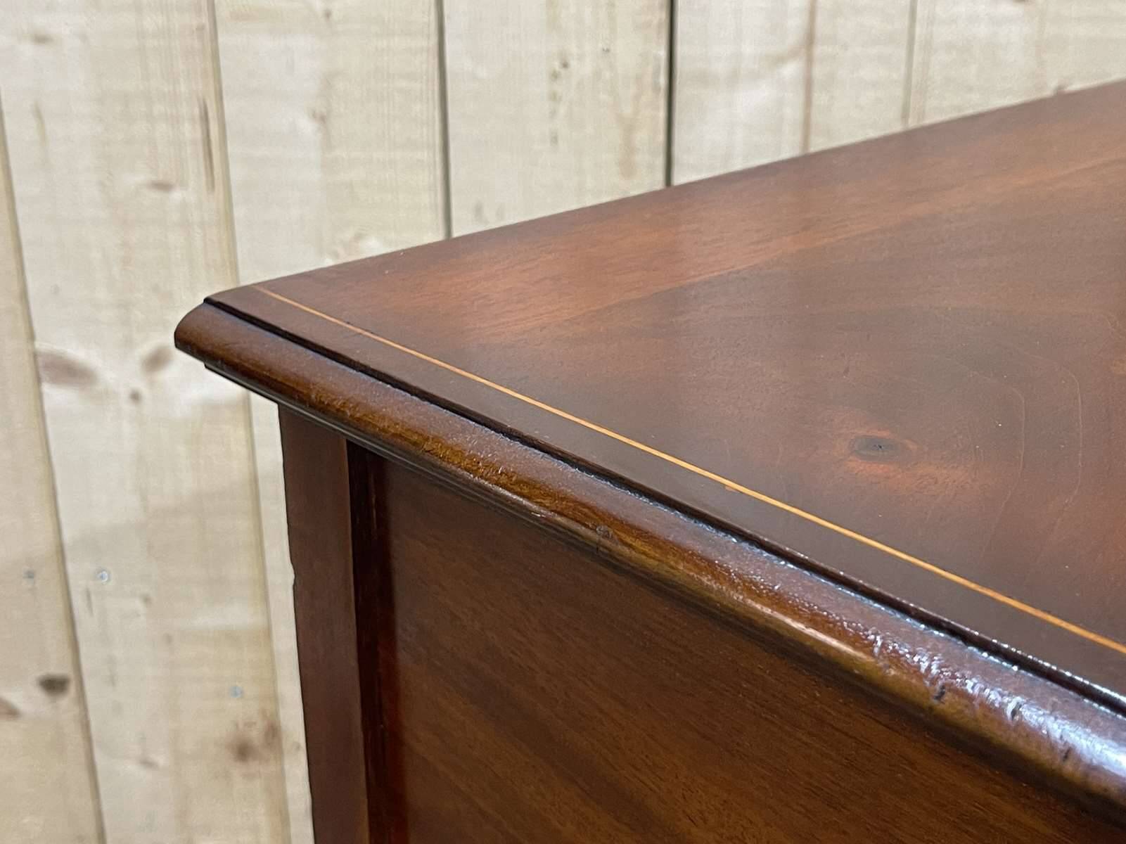 1950s English chest of drawers in mahogany