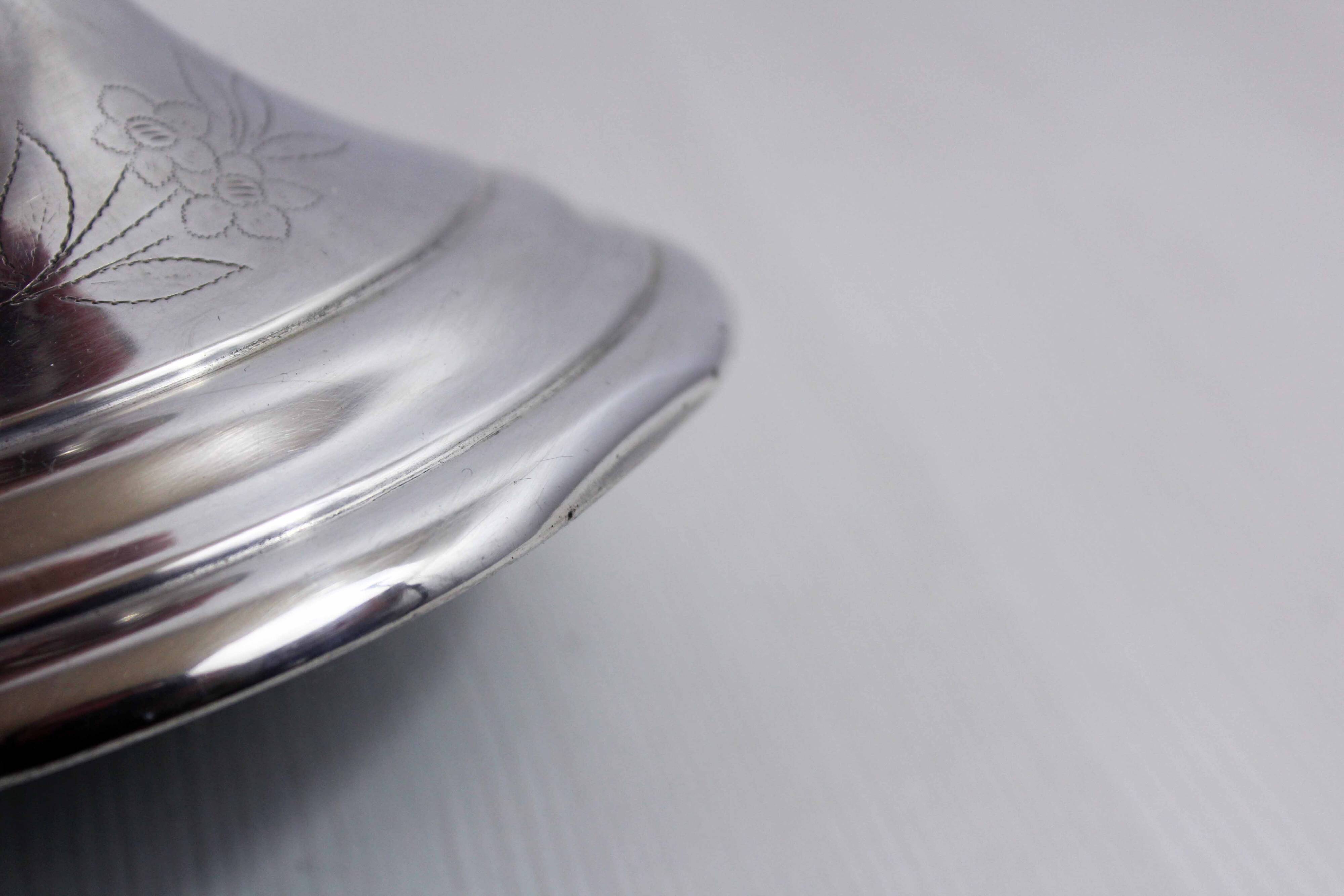 Silver metal candle holder