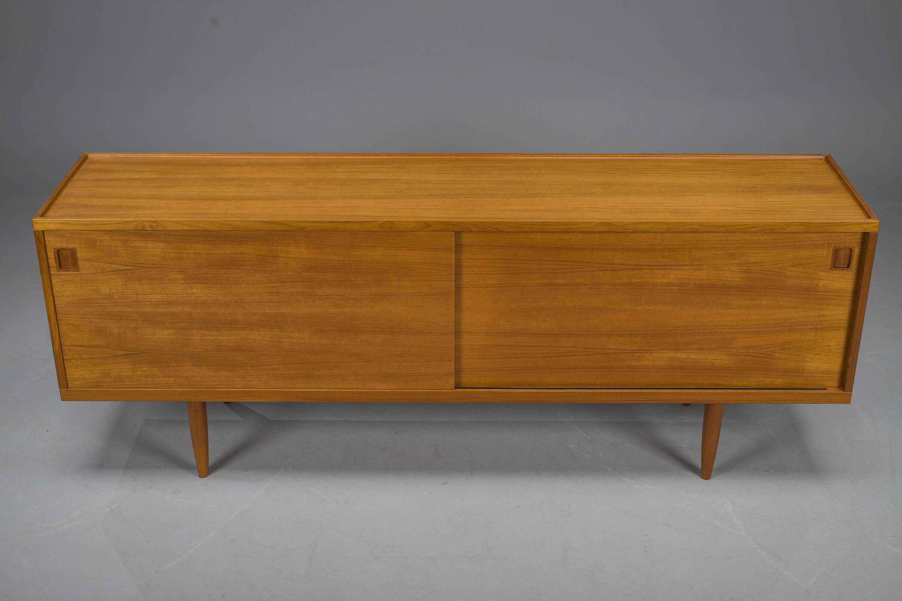Vintage Model No. 20 Sideboard by Niels O. Møller for JL Møllers, 1960s