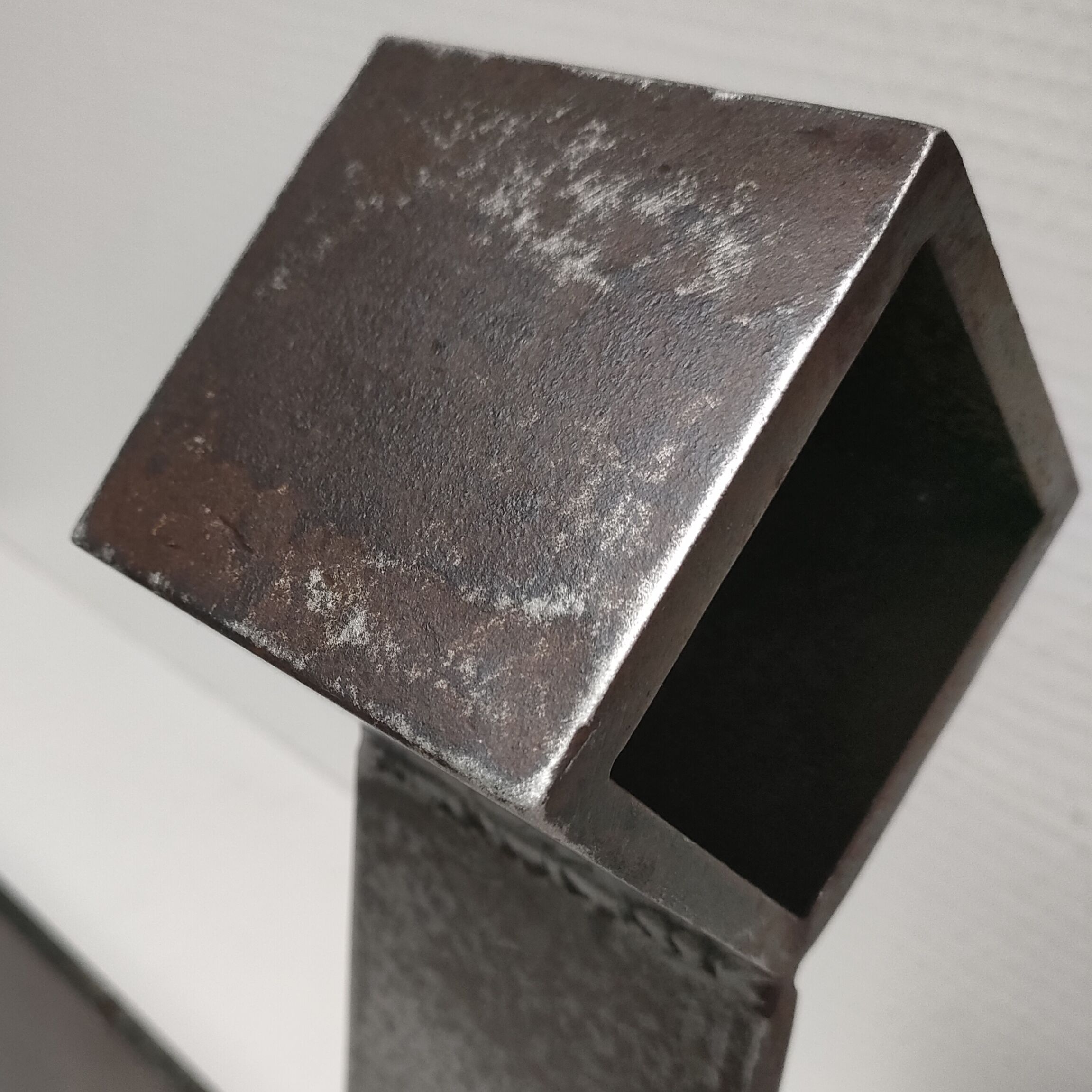 Paire de chenets modernistes acier design années 70/80
