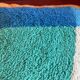 Paire de coussins colorés