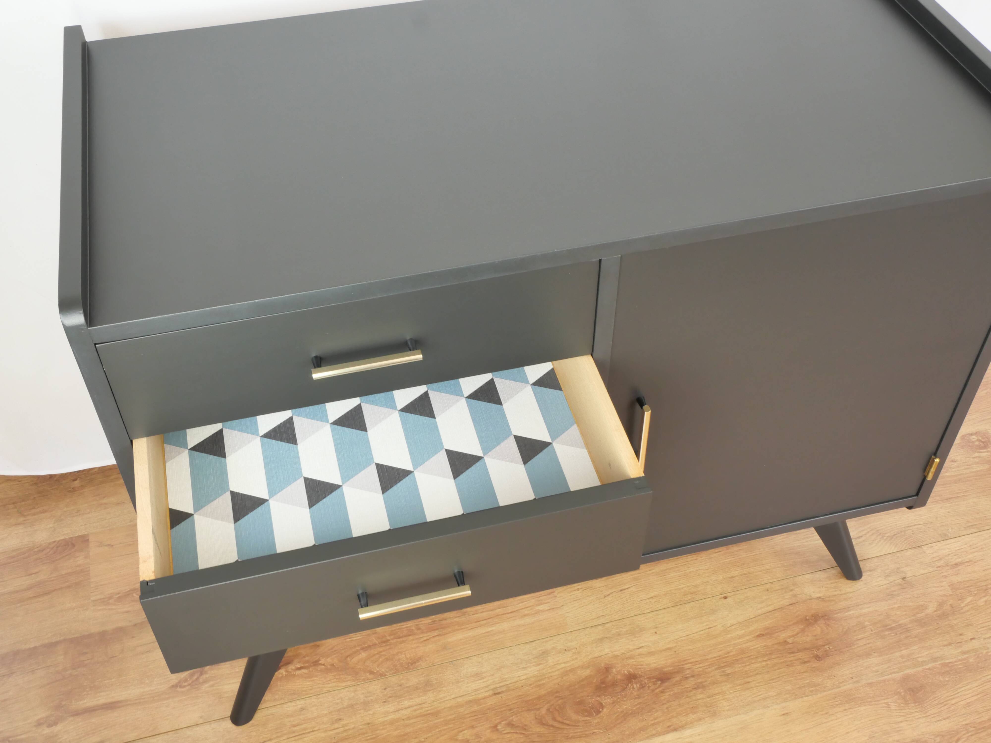 Black compass footboard