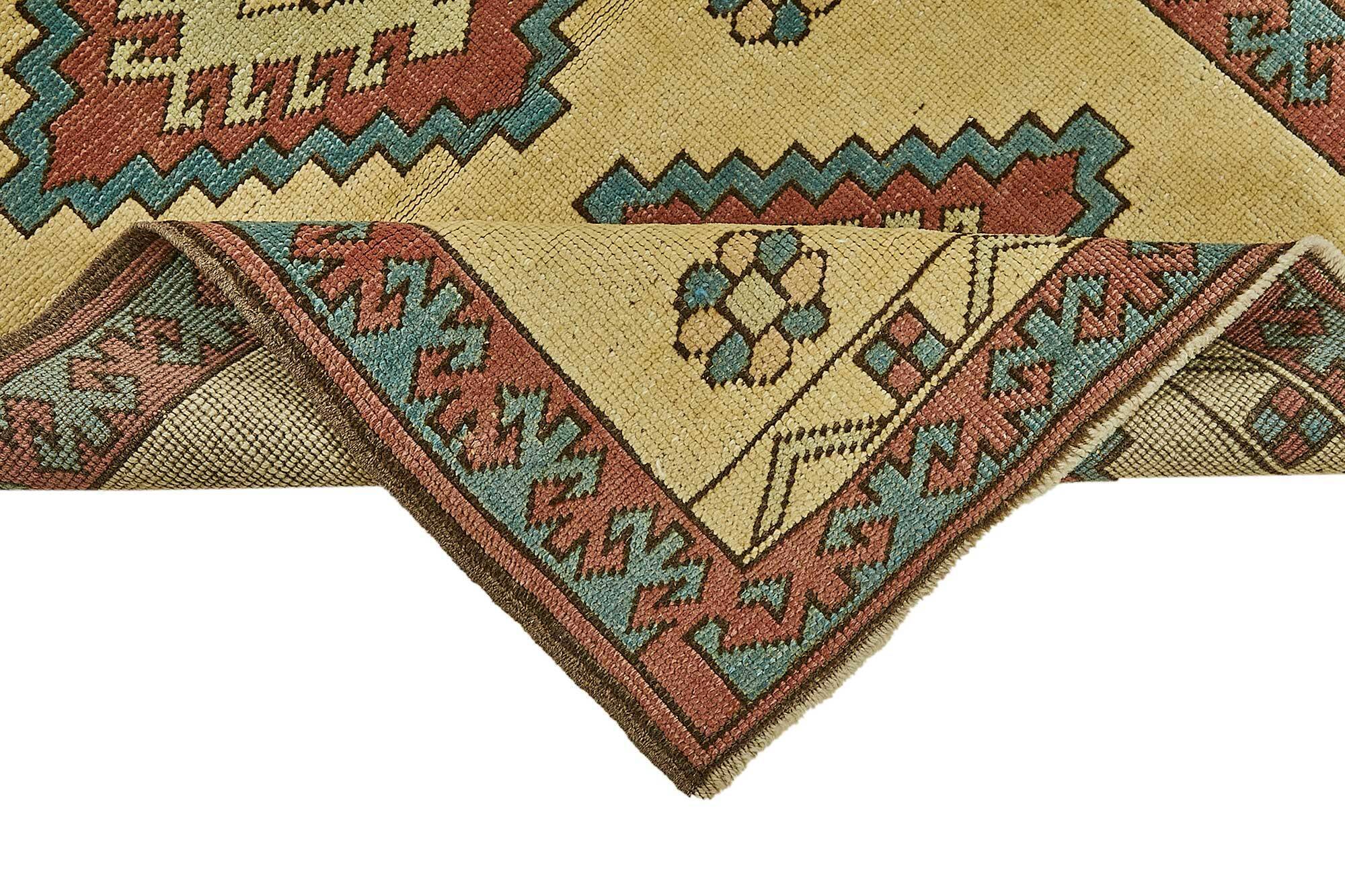 Turkish Vintage Anatolian Rug 84 cm x 115 cm
