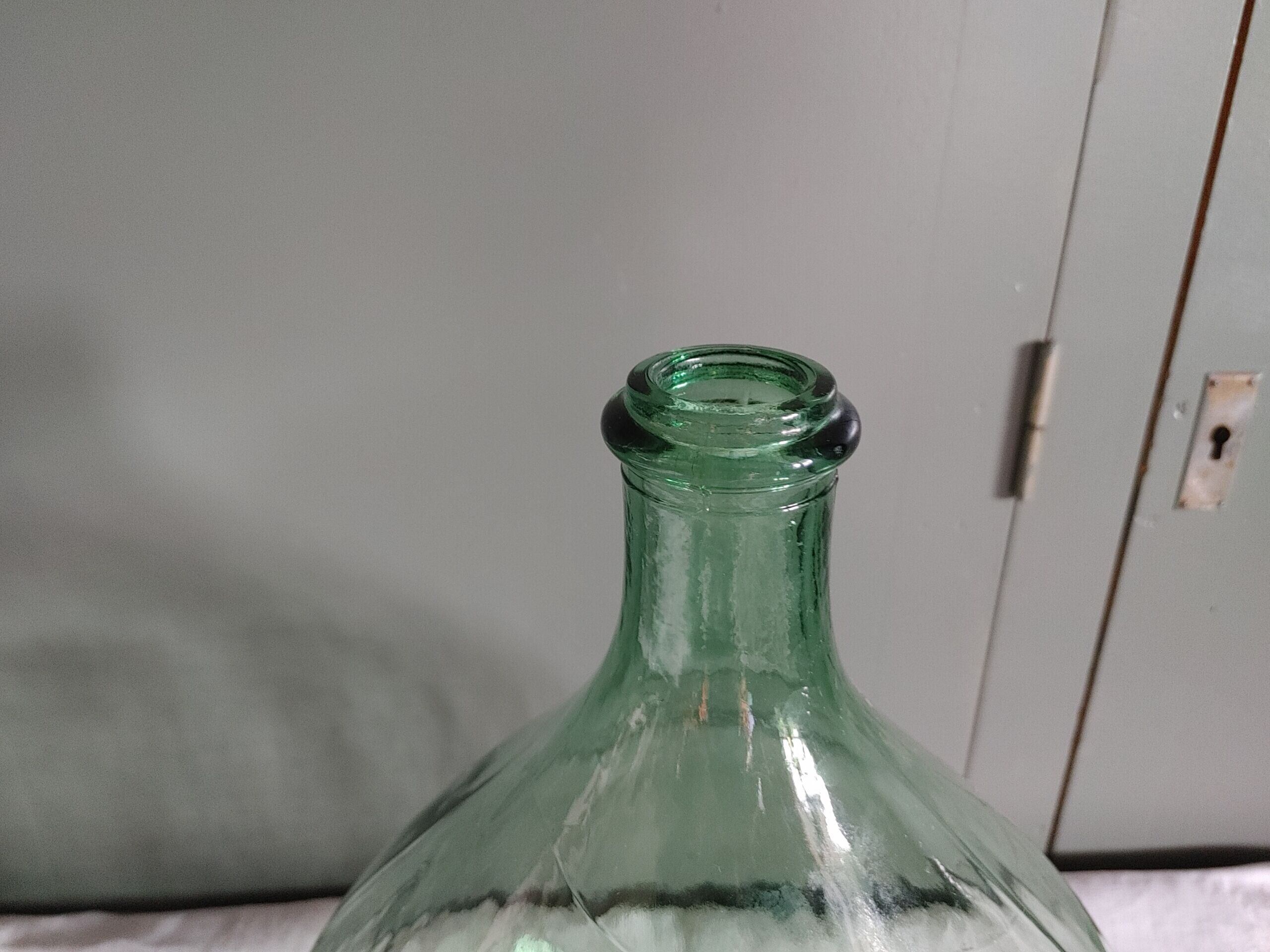Dame jeanne old bubbled glass - 10 liters - height 36.5 cm