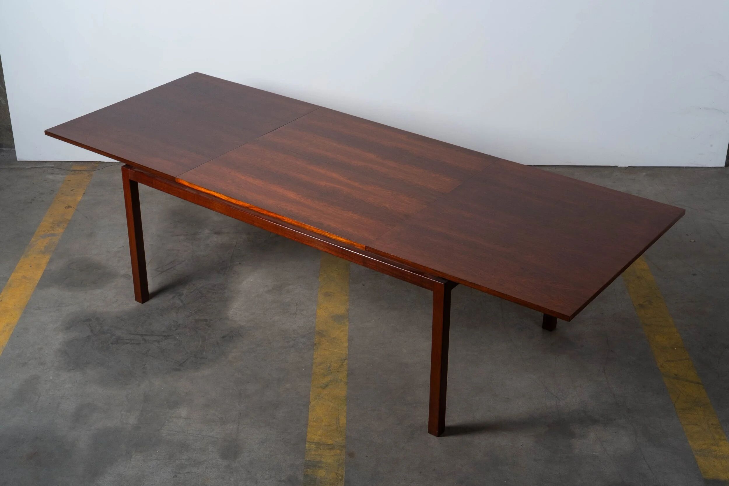 Alfred Hendrickx - Belform extendable dining table