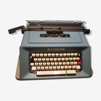 Vintage typewriter Olivetti Studio 46
