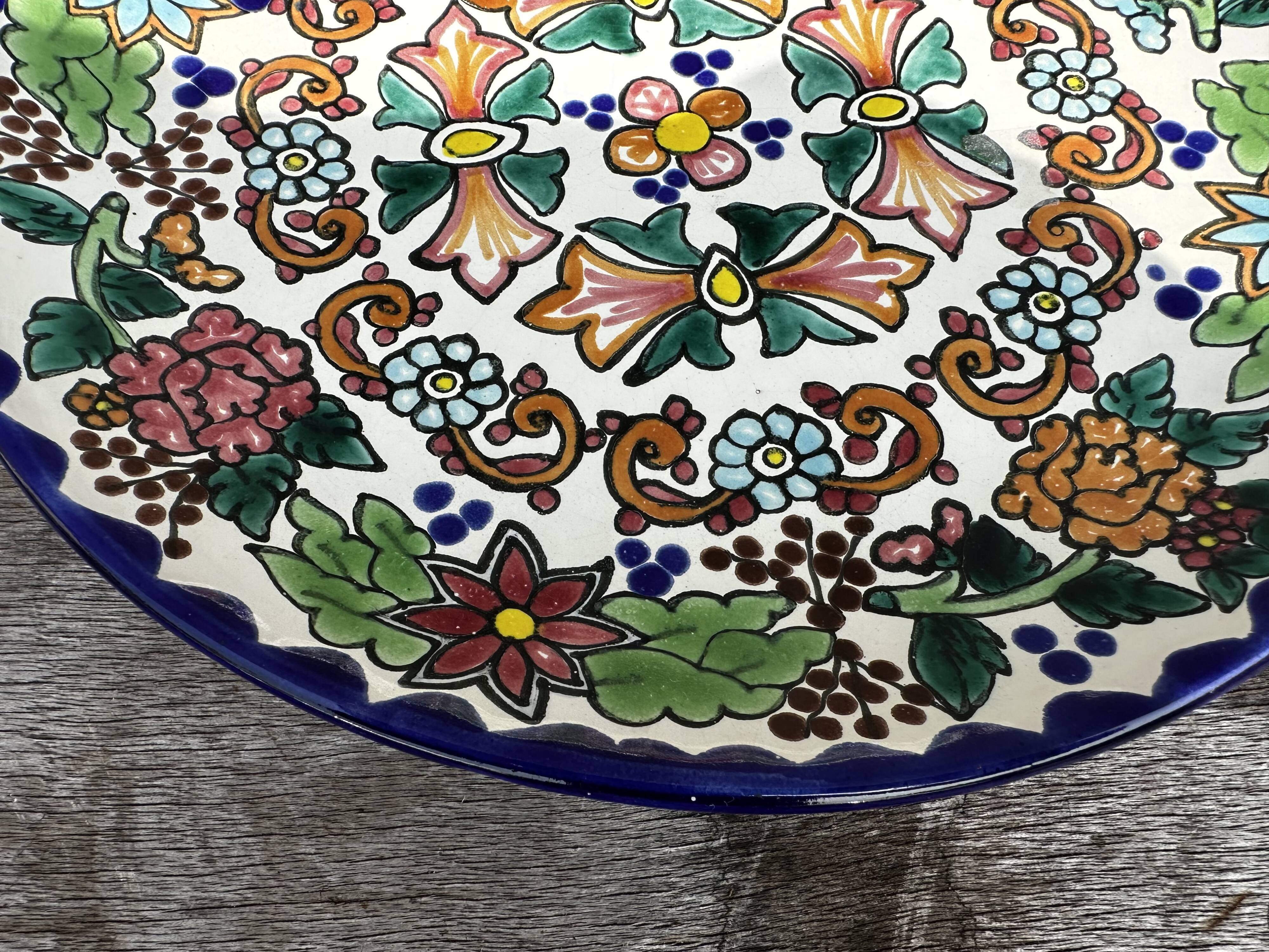 Talavera Dish - Vintage Mexican Ceramic - Diameter 29 cm