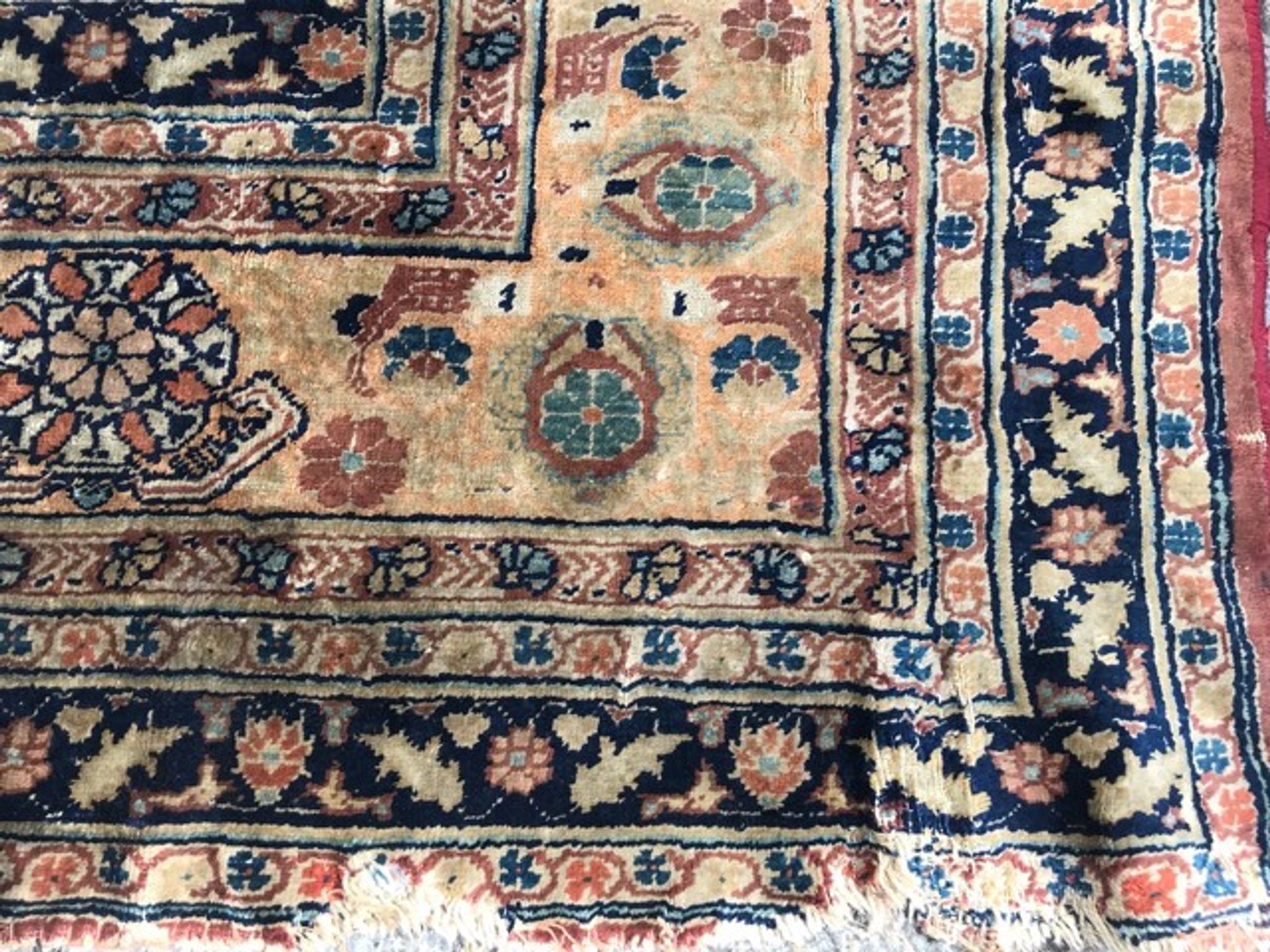 Very beautiful antique Persian carpet Tabriz very fine silk 135x160 cm