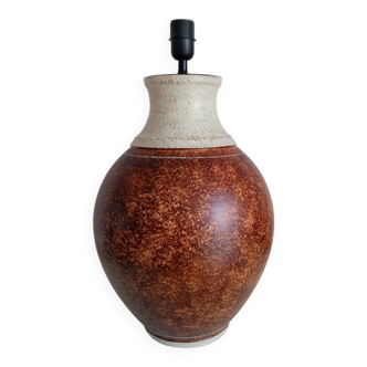 Lamp base