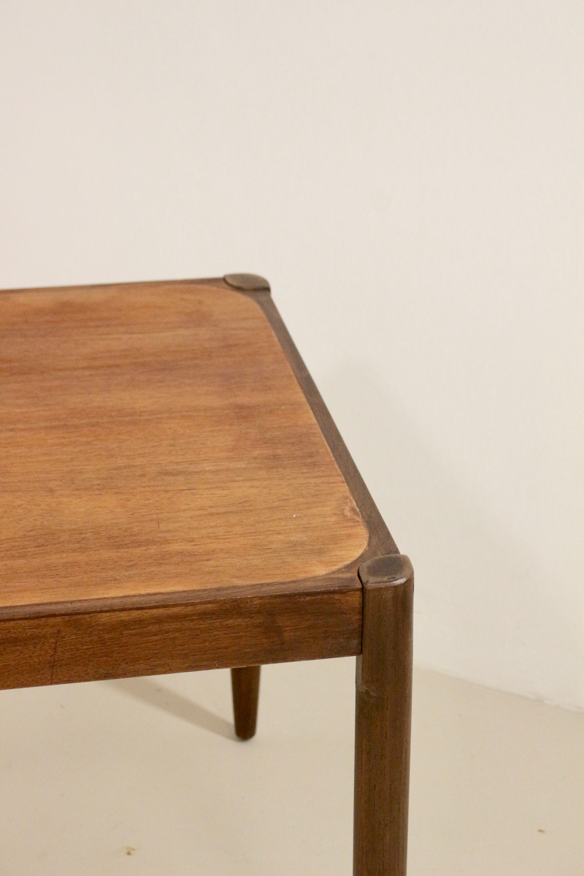 Scandinavian teak coffee table year 60 : Ref : Rosy