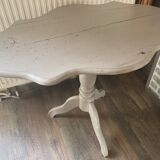 Folding violin table