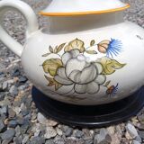 Théière tisanière ancienne céramique faïence de Rodez, décor floral rose noire de Samadet