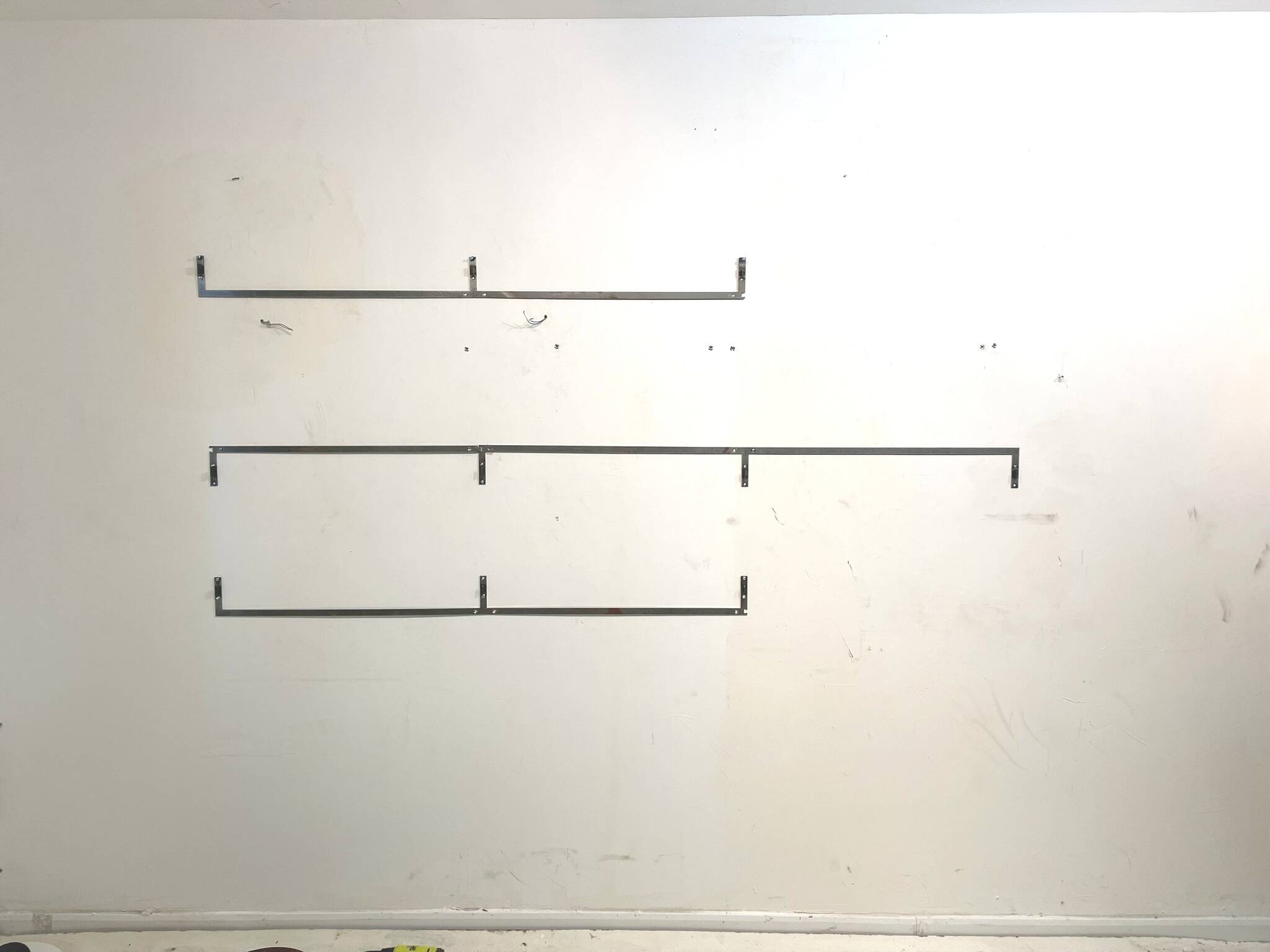 A.R.P. suspended shelf unit – Minvielle, 1950s