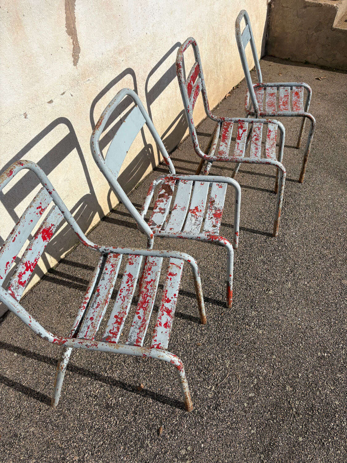 Set of 4 metal bistro chairs
