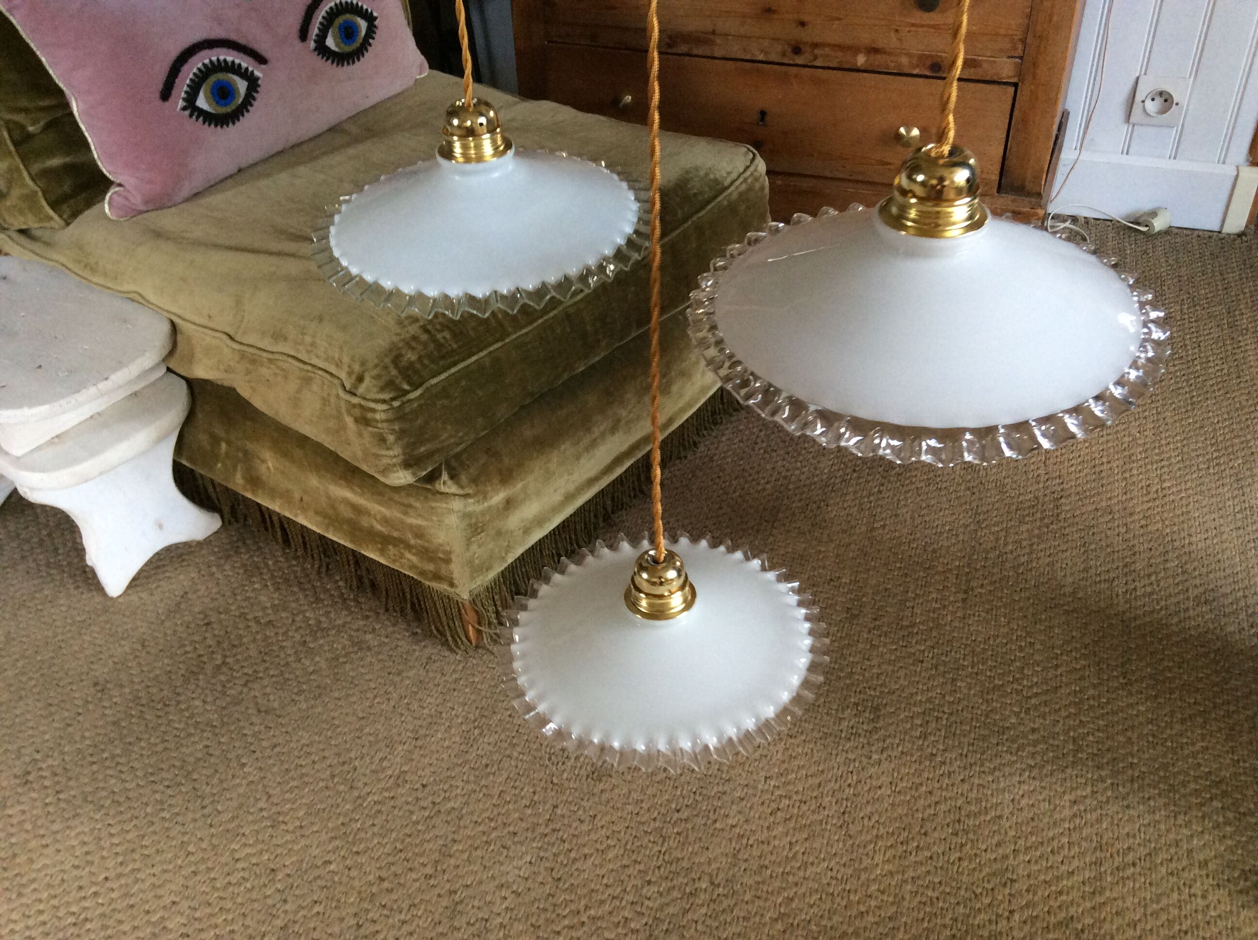 Trio of opaline suspensions