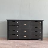 Trade cabinet with drawers