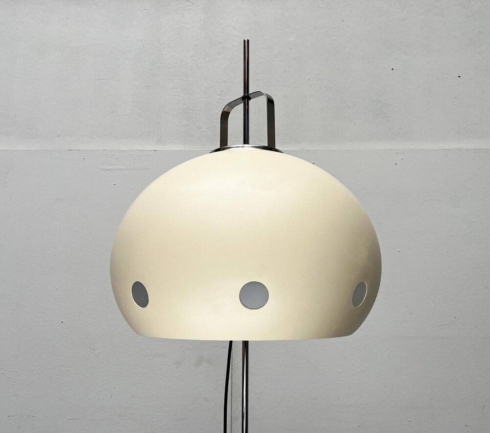 Modified Italian space age Lucerna floor lamp by Guzzini, 1960s.