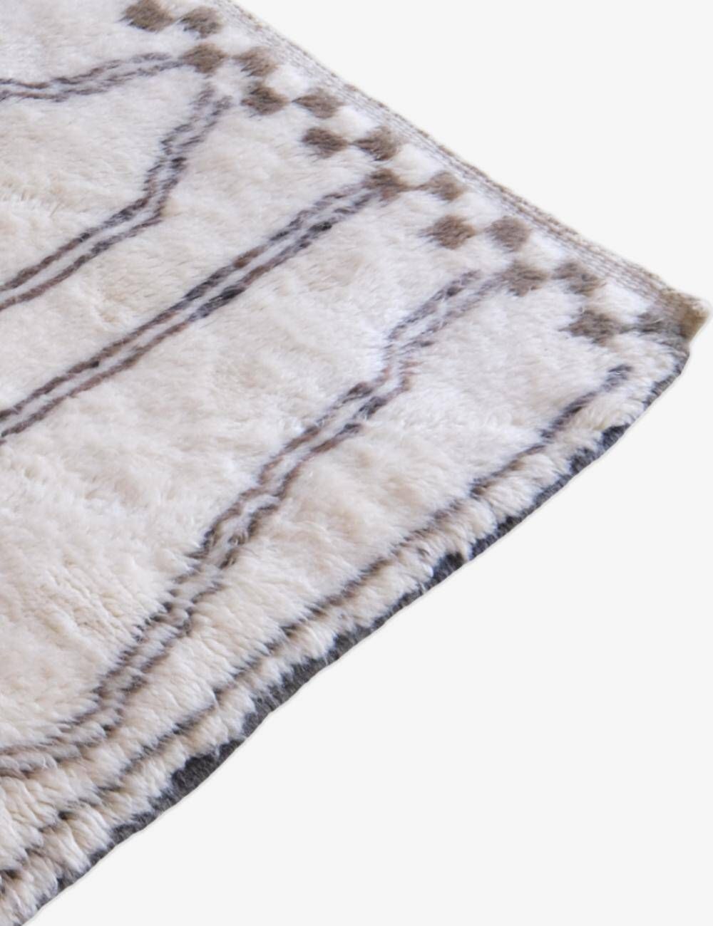 Contemporary Beni Mrirt Rug - 260 x 152 cm