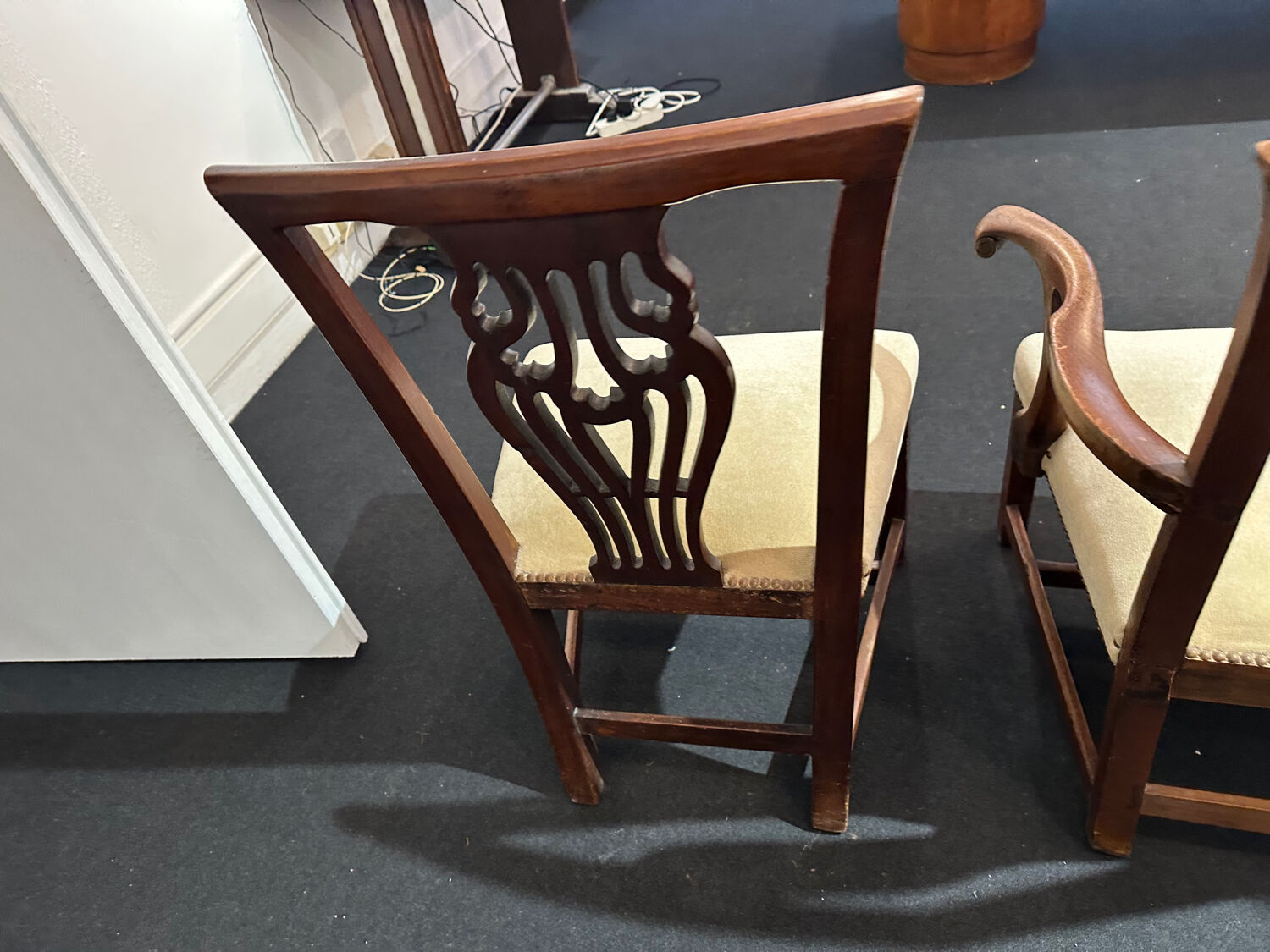 English dining chairs – Carver chairs – Hepplewhite style