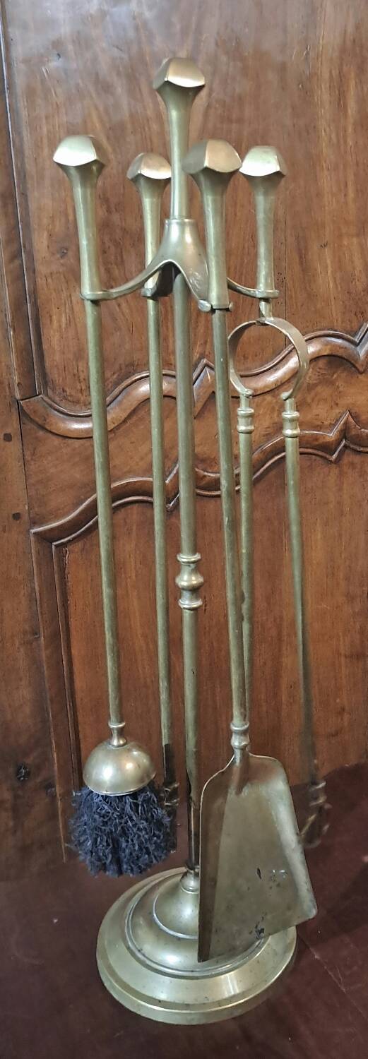 Bronze fireplace kit