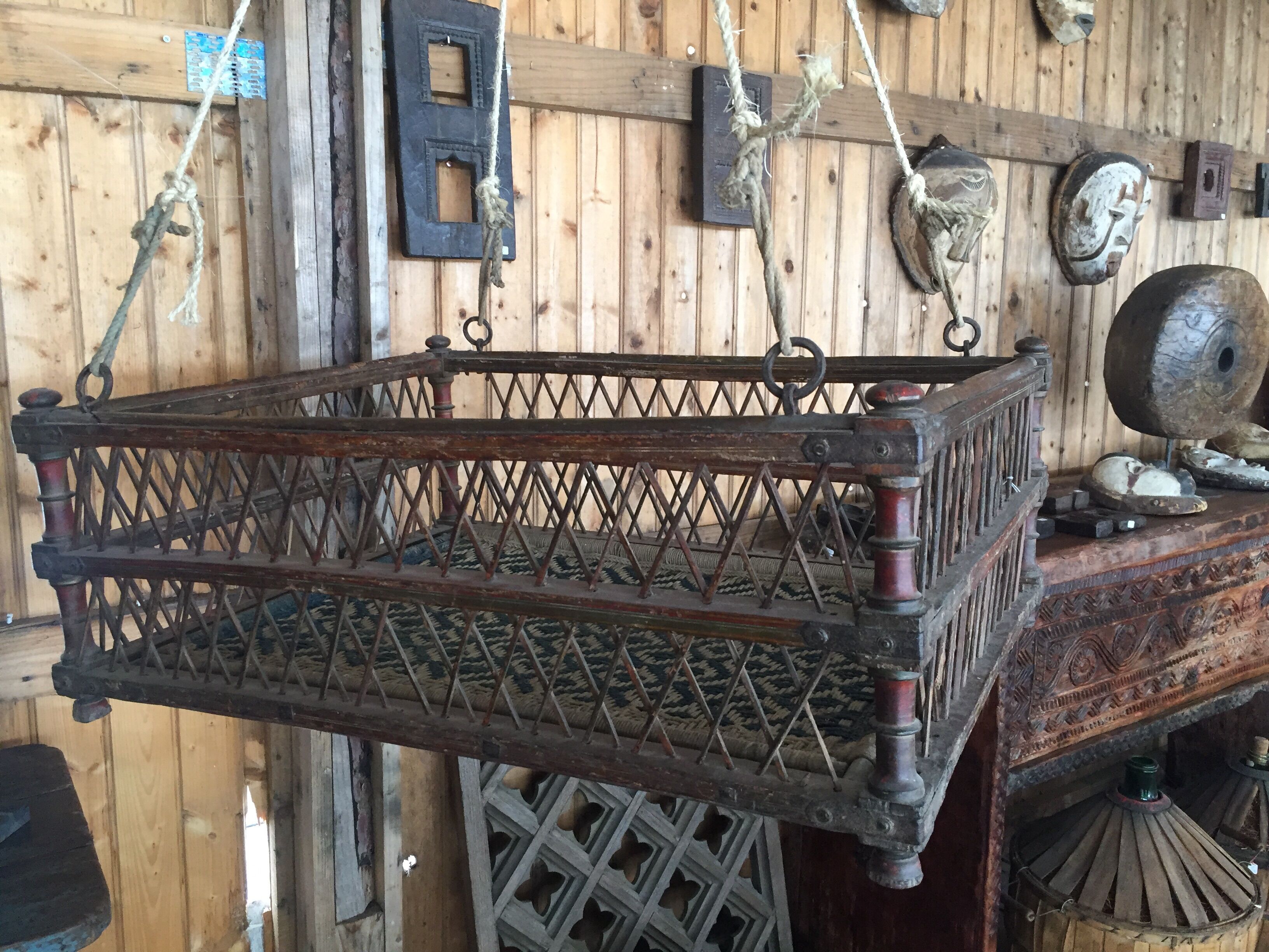 Indian baby bed has suspend