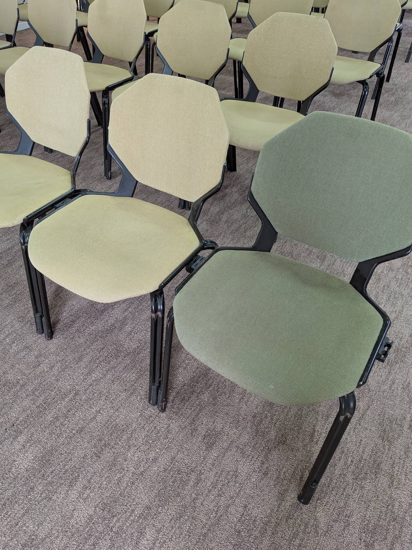 Stock of 100 vintage chairs fröscher sitform (1983) - open to offers