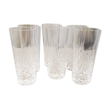 Suite de 6 verres a digestif en cristal taille