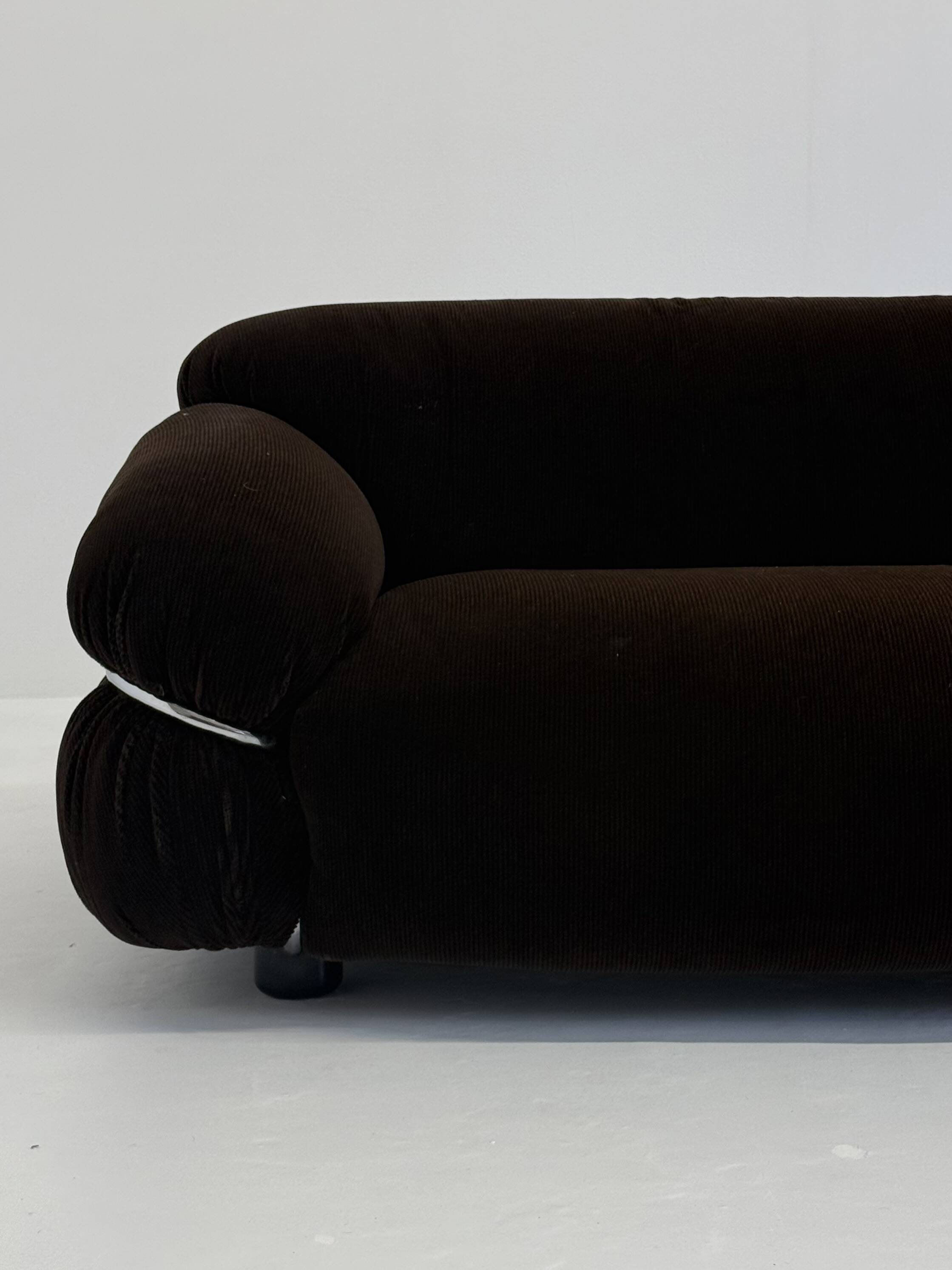 Dark brown vintage Sesann sofa Gianfranco Frattini for Cassina