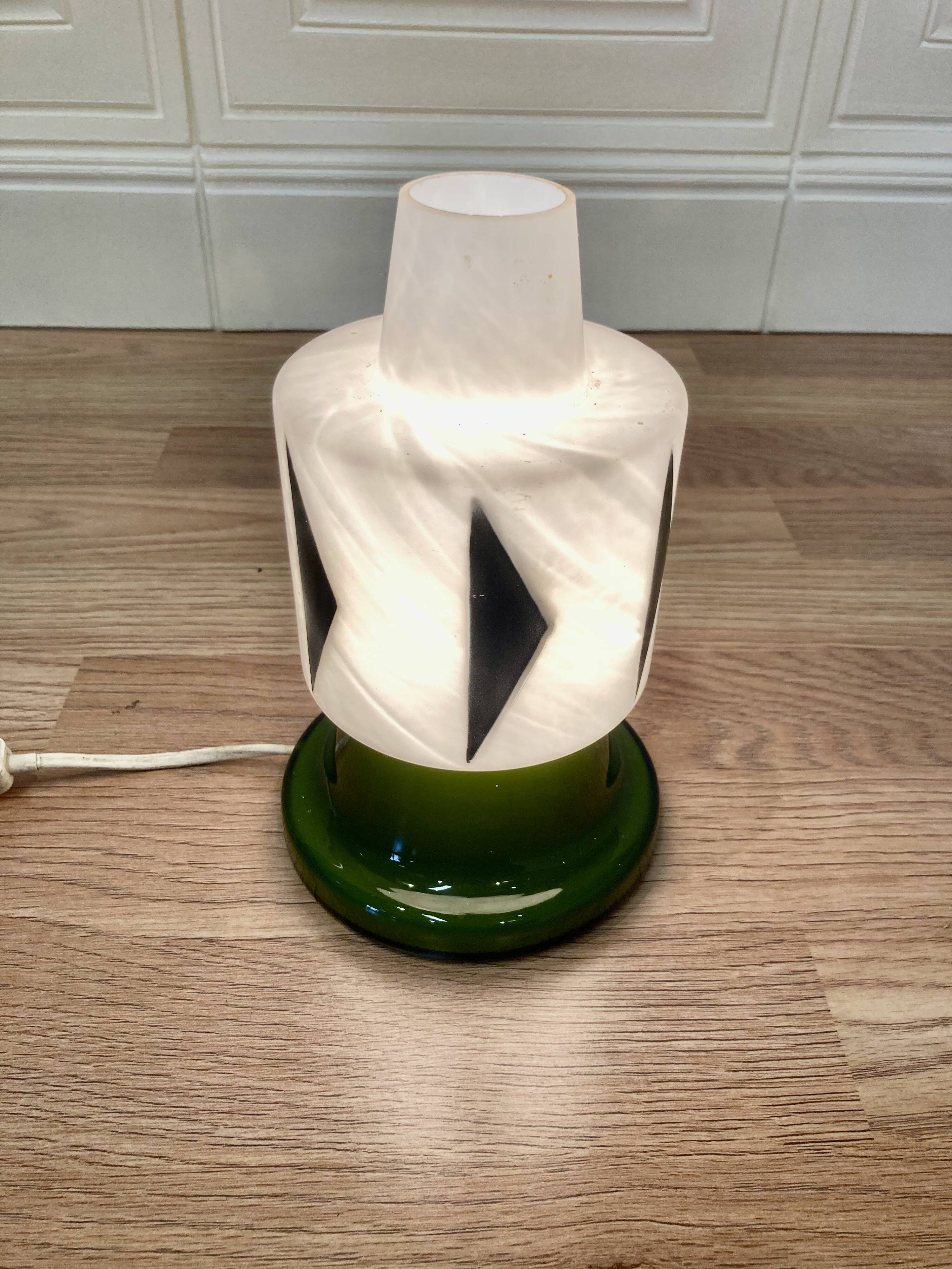Lampe opaline design scandinave 1950.