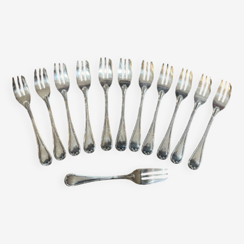 Série de 12 fourchettes à gateaux en métal argenté Christofle modèle Rubans