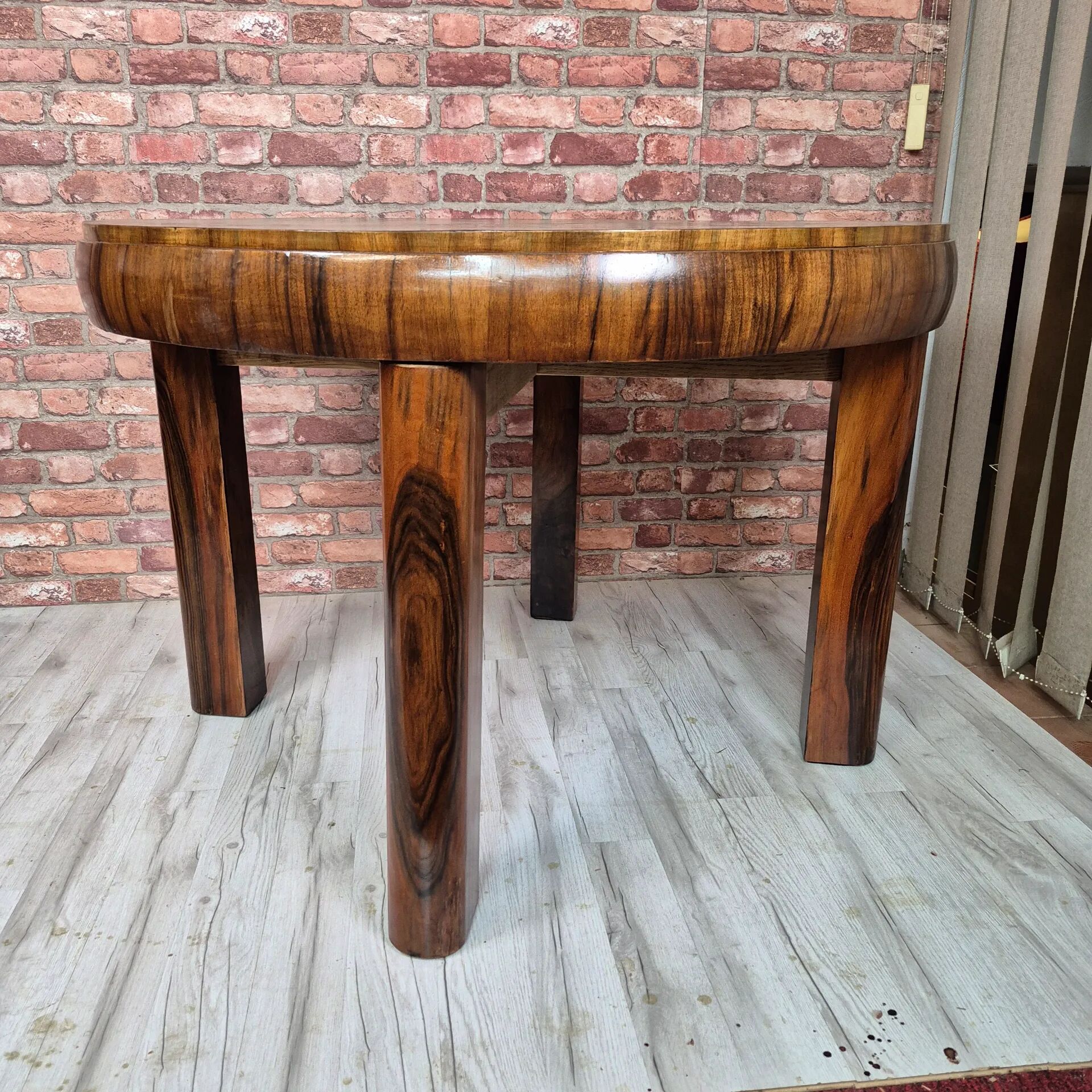 Restored Art Deco Walnut Burl Sunburst Extending Dining Table 1930s