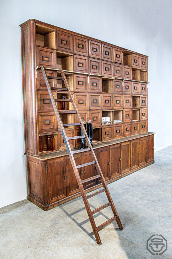 Meuble de notaire minutier XIXe
