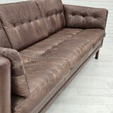 Années 1970, canapé classique danois 3 places, cuir marron d'origine.