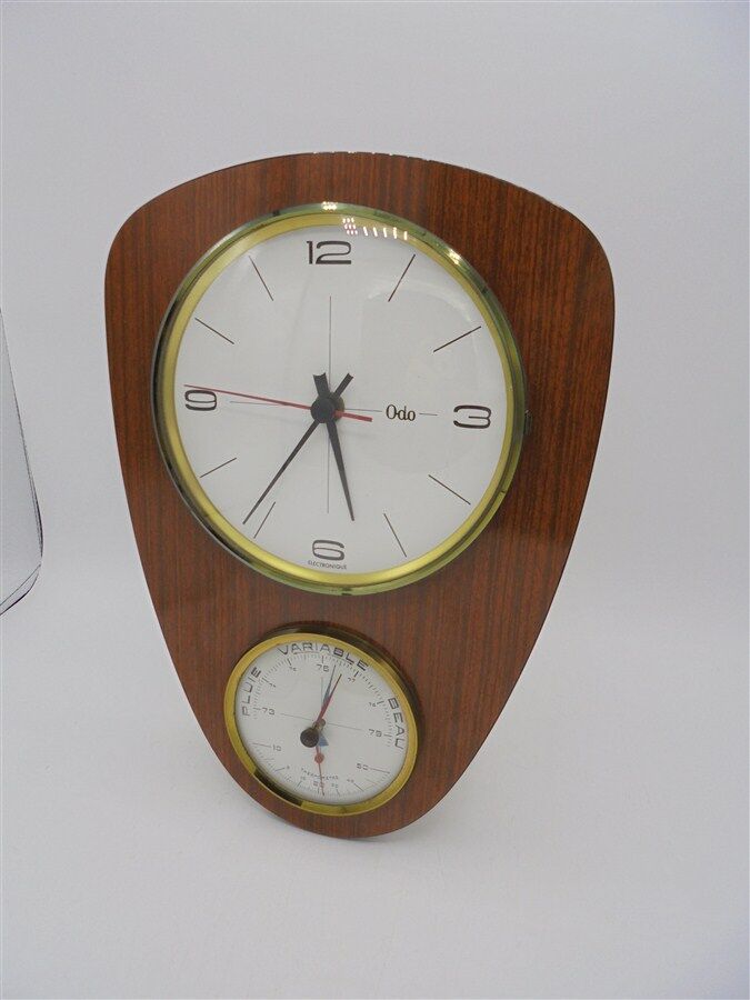 Pendule en formica