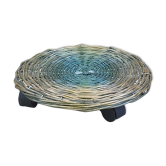 Wicker wheeled plant door