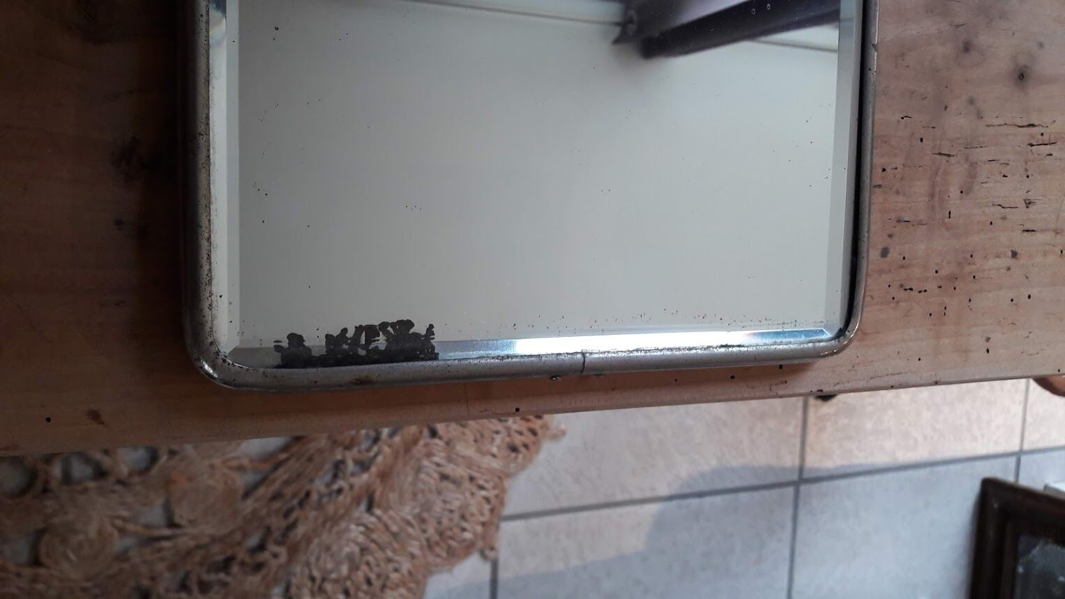 Beveled mirror 28x21cm