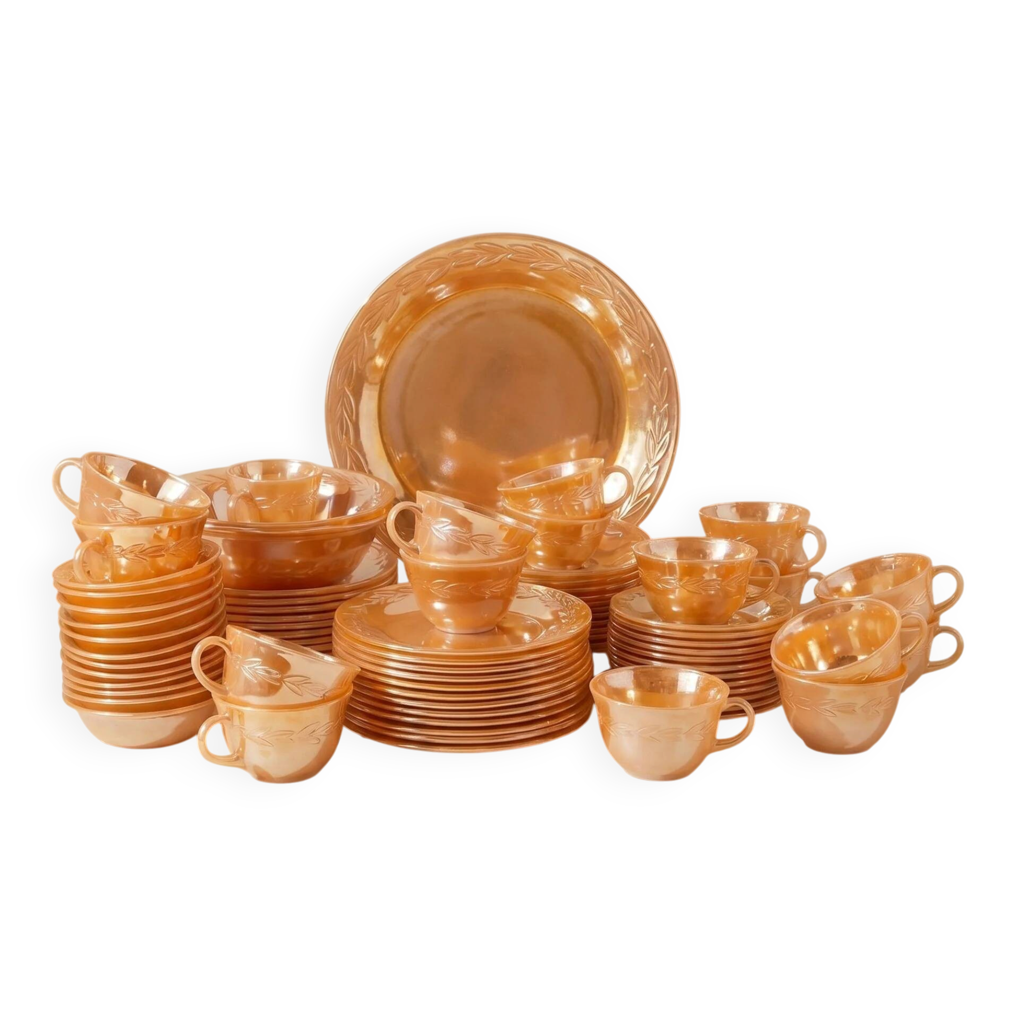 Important Fire-King Peach Lustre "Laurel Leaf" service for 12 people, Anchor Hocking, USA, 1950s.