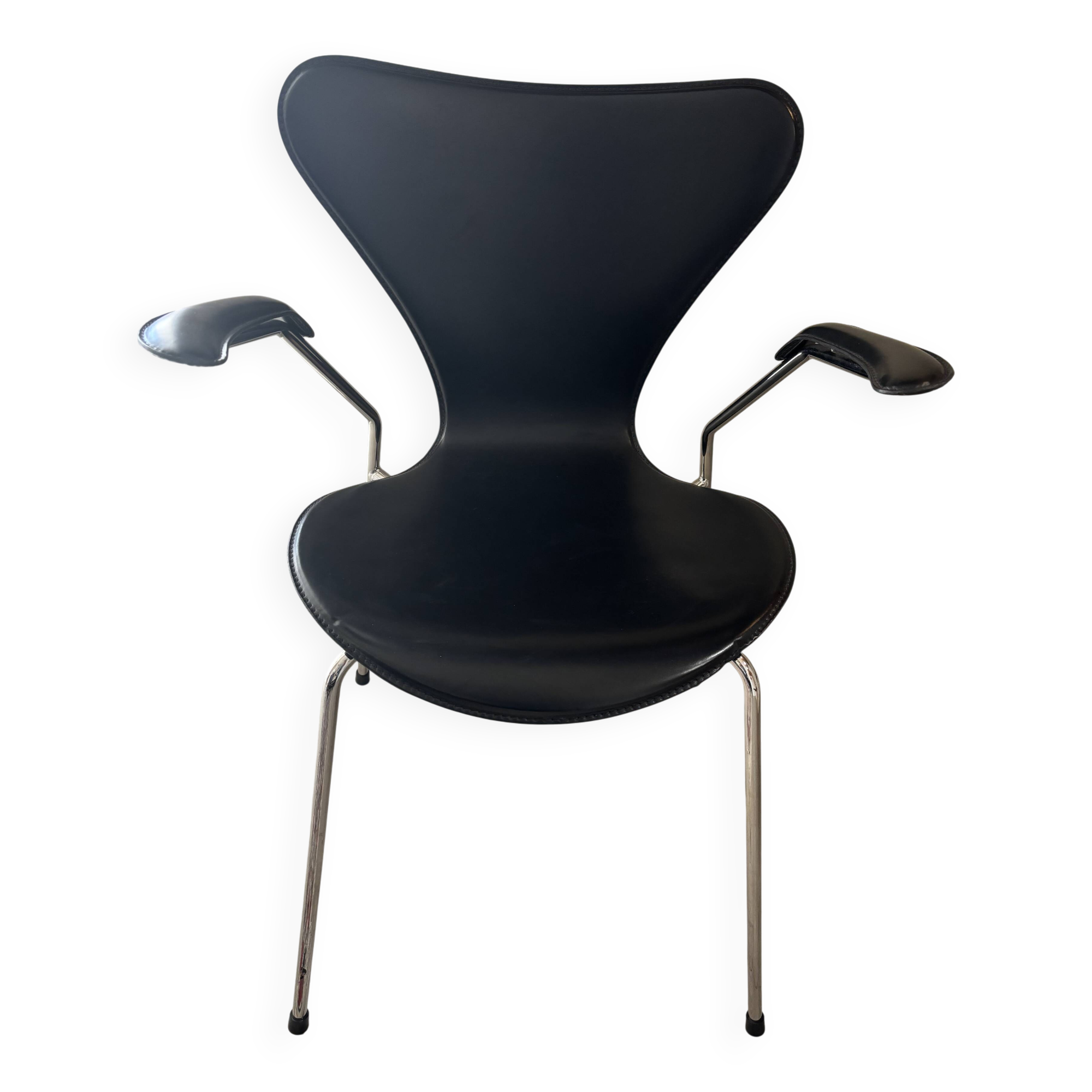 Chaises Arne Jacobsen