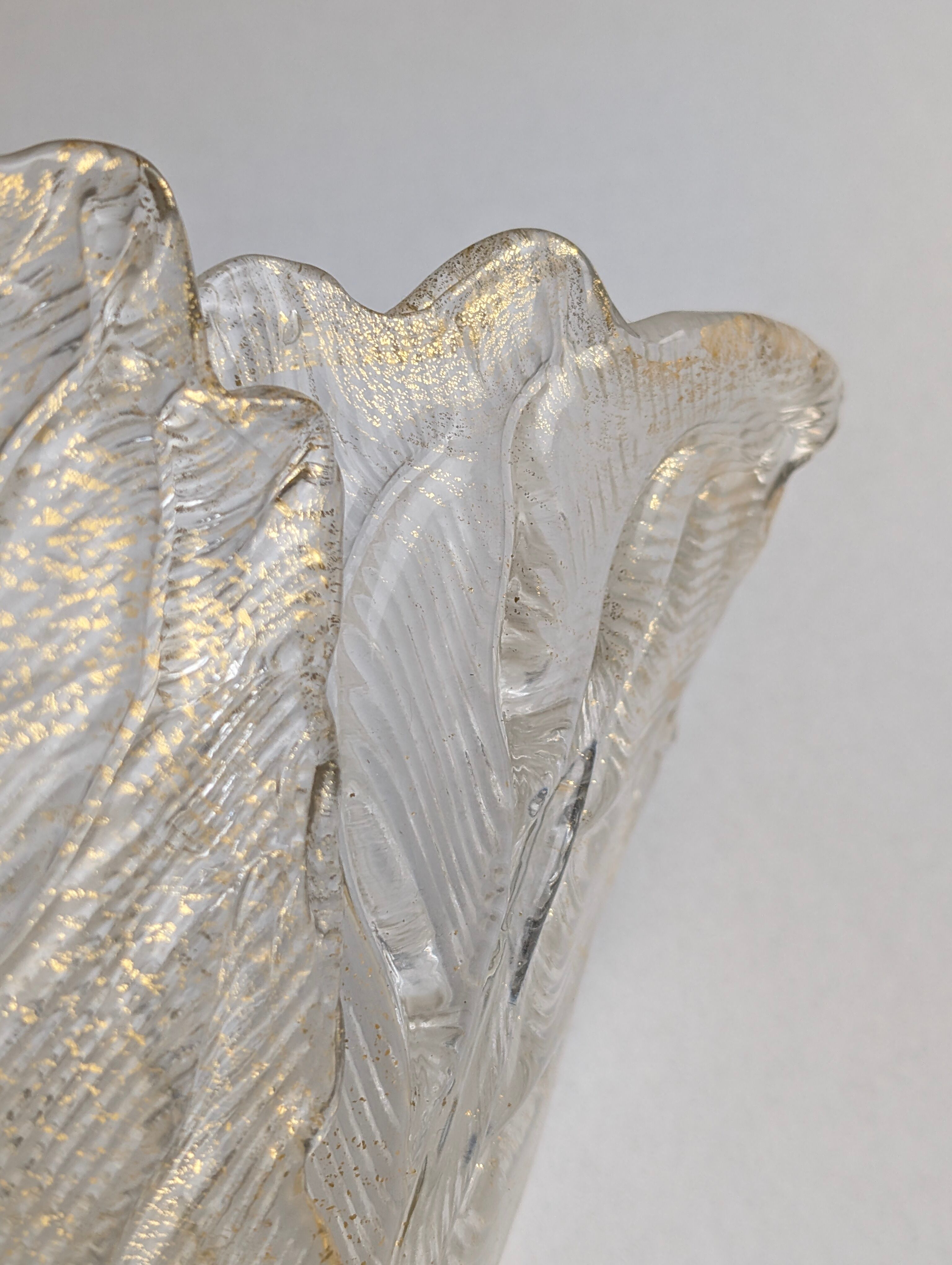 Pair of Barovier & Toso Murano Foglia d’Oro wall sconces, 1980s