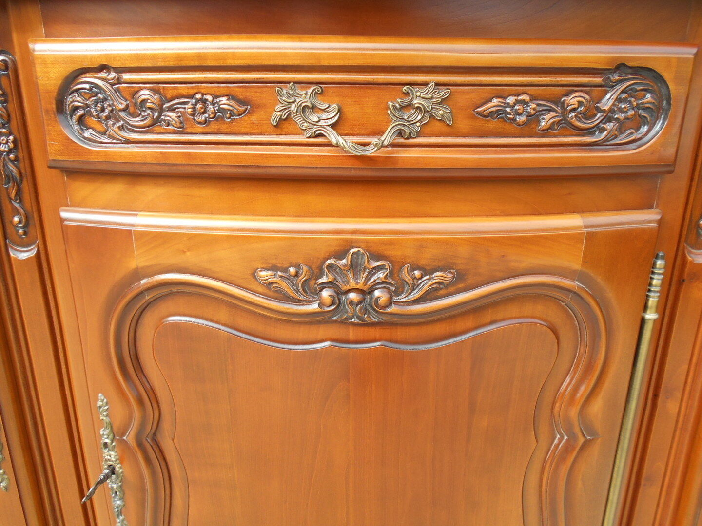 Enfilade in Provençal cherry tree, Louis XV style