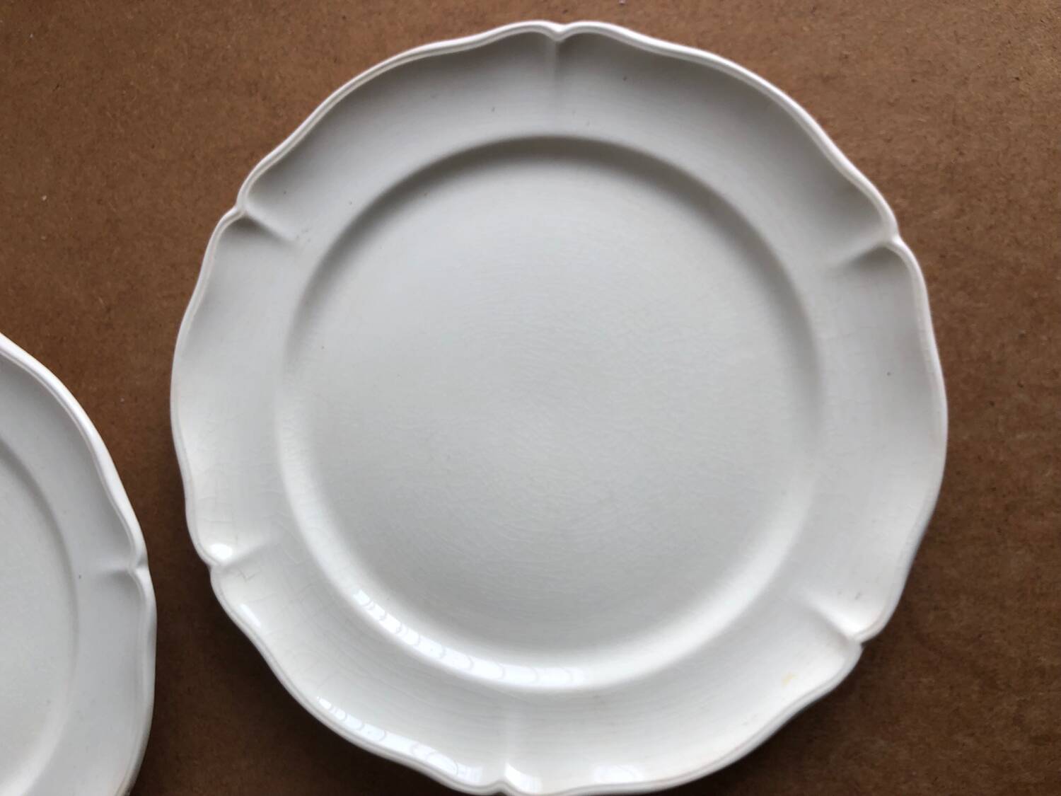 4 Villeroy and Boch cream white dessert plates